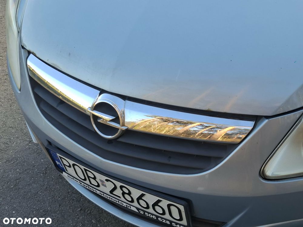 Opel Corsa 1.2 16V Essentia - 16