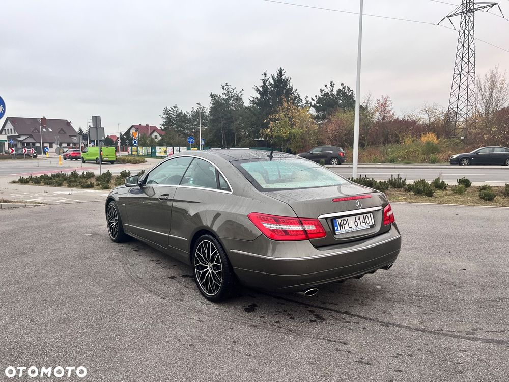 Mercedes-Benz Klasa E 350 CDI BlueEff - 3