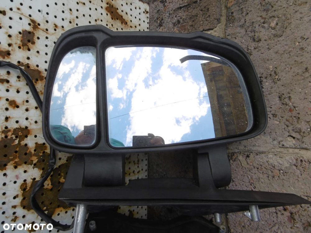 LUSTERKO LEWE PRAWE BOXER DUCATO JUMPER - 4