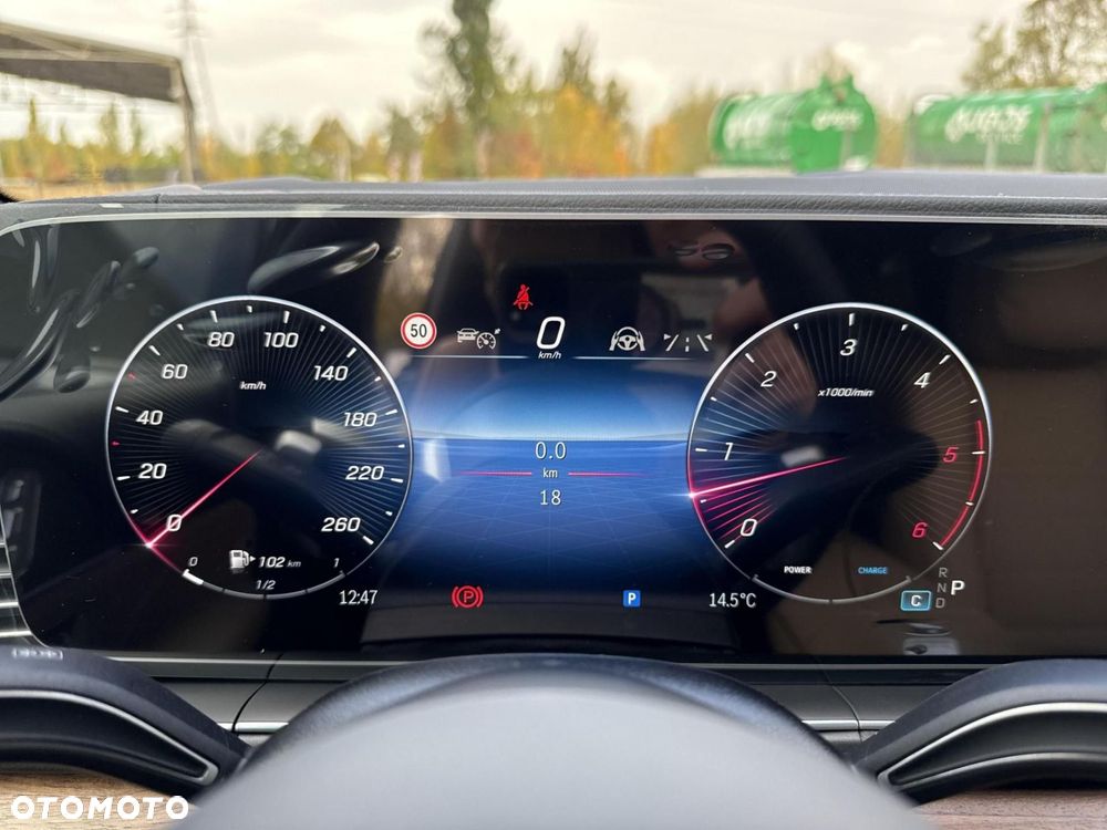 Mercedes-Benz GLS - 27
