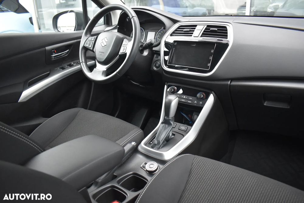 Suzuki SX4 S-Cross - 35
