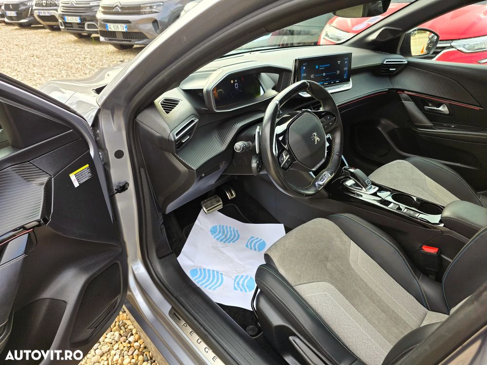 Peugeot 208 PureTech 130 EAT8 GT - 22