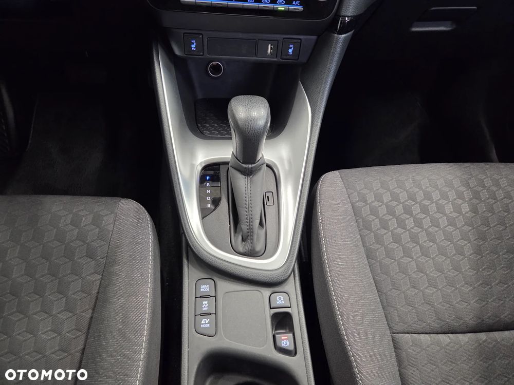 Toyota Yaris Hybrid 1.5 Executive - 21