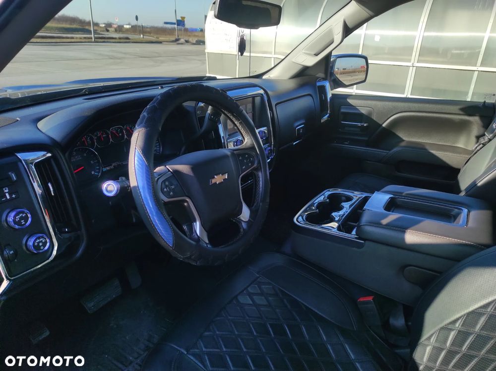 Chevrolet Silverado - 9