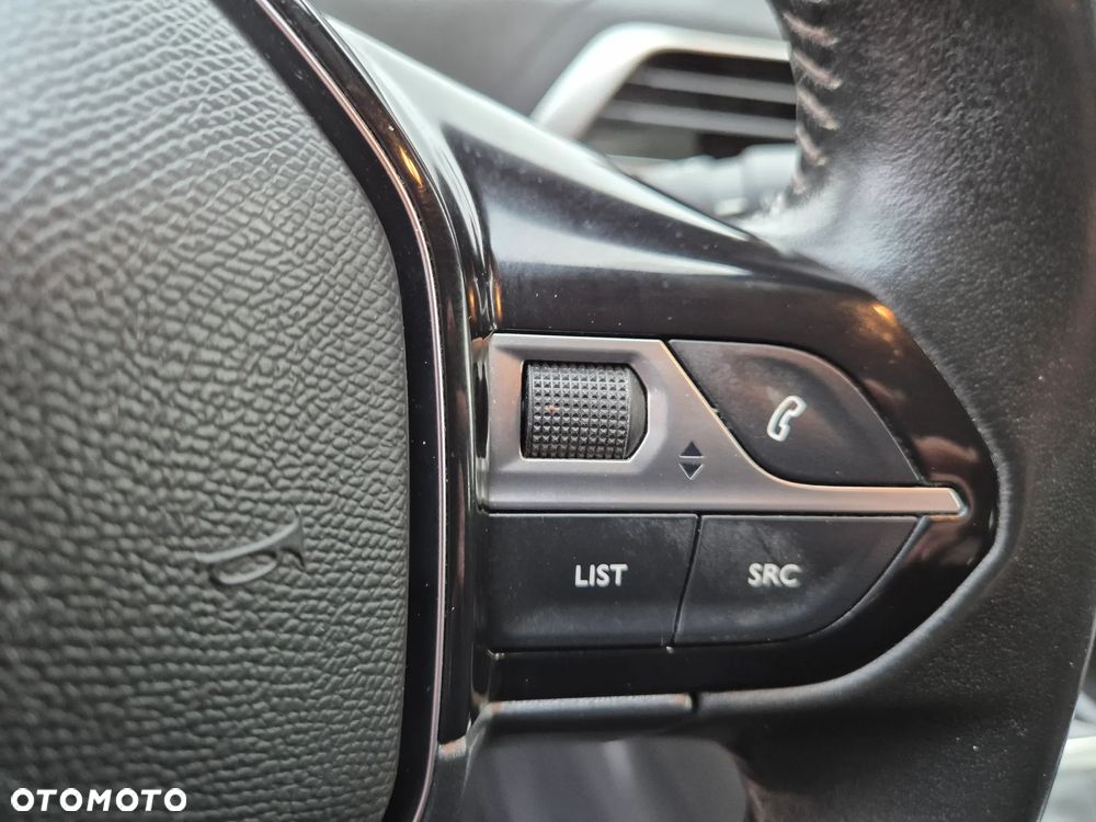 Peugeot 5008 1.5 BlueHDi Allure Pack S&S - 23