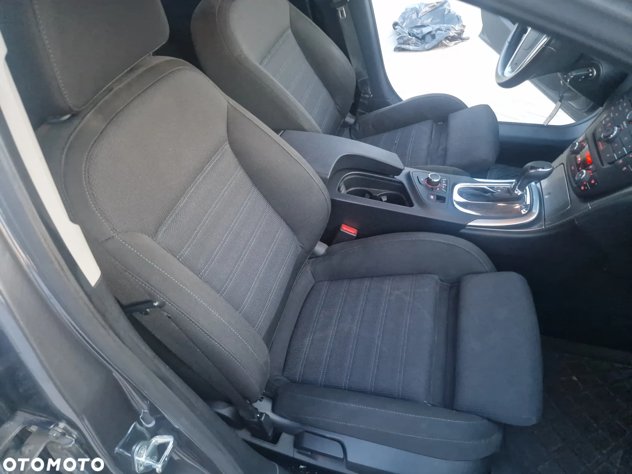 Opel Insignia 2.0 CDTI Edition - 25