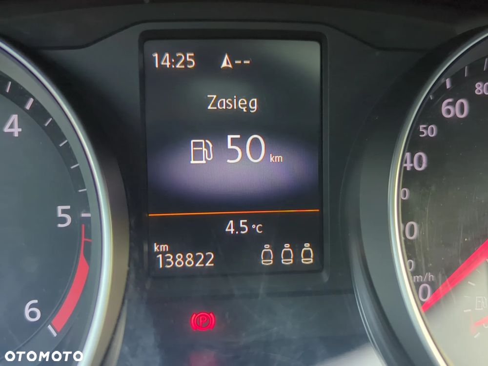 Volkswagen Passat - 20