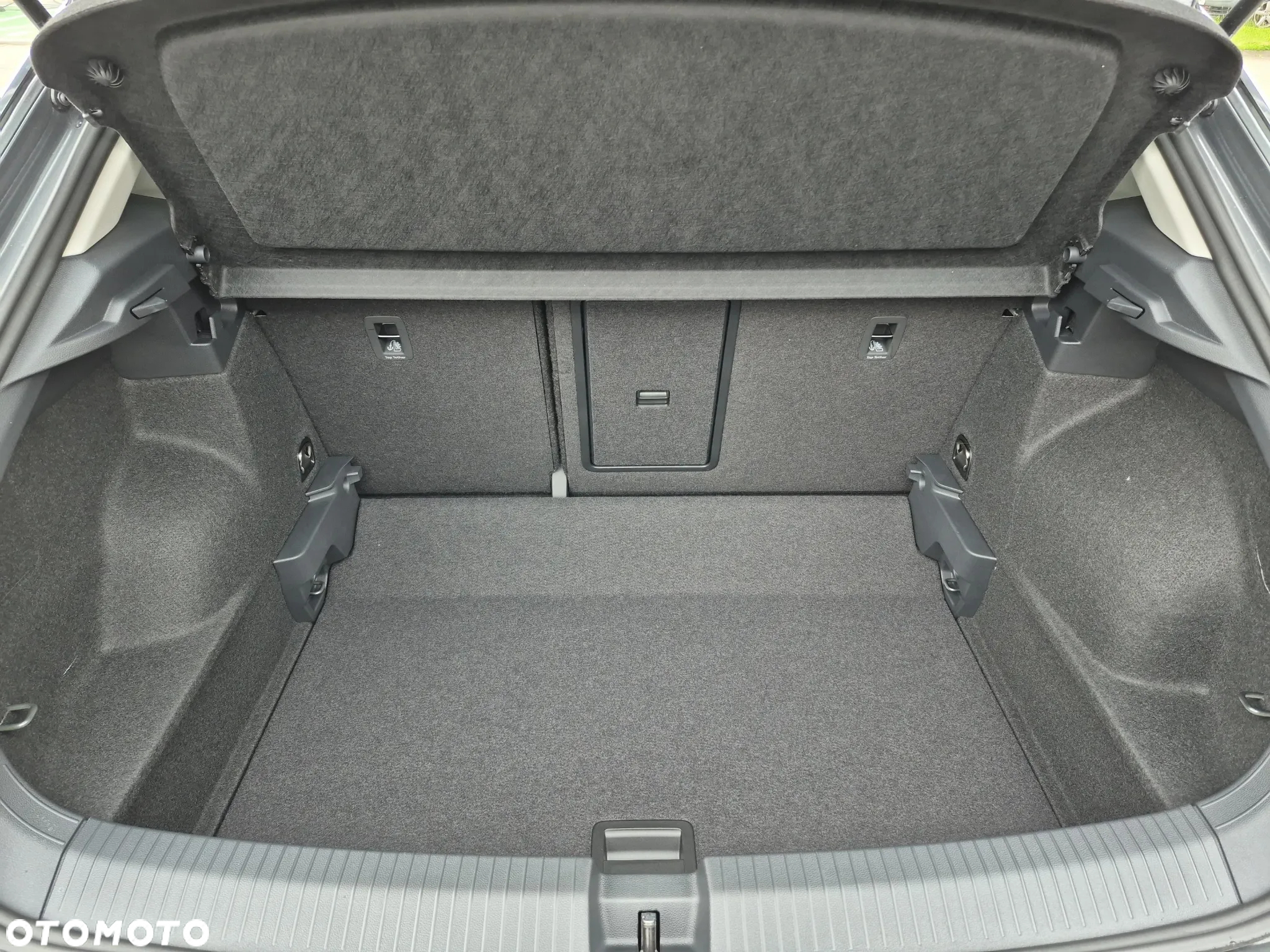 Volkswagen T-Roc 1.5 TSI Life Plus DSG - 21