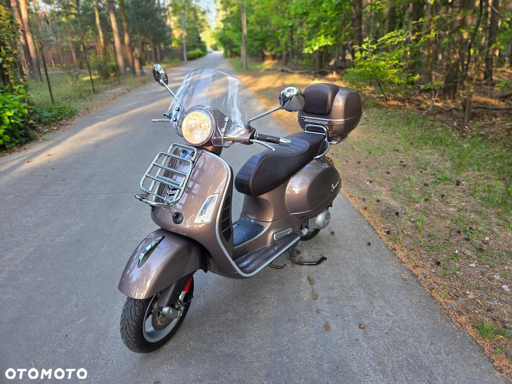 Vespa GTS - 2