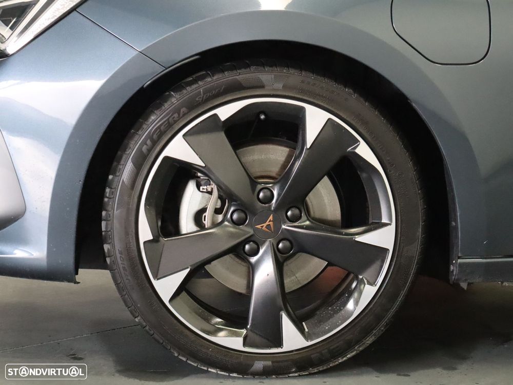 Cupra Leon 1.4 e-Hybrid MID DSG - 7