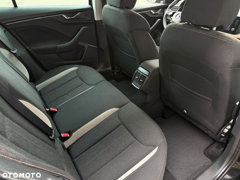 Skoda Kamiq 1.0 TSI Style - 31