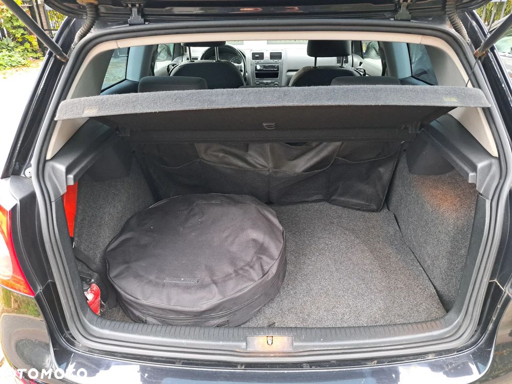 Volkswagen Golf - 19