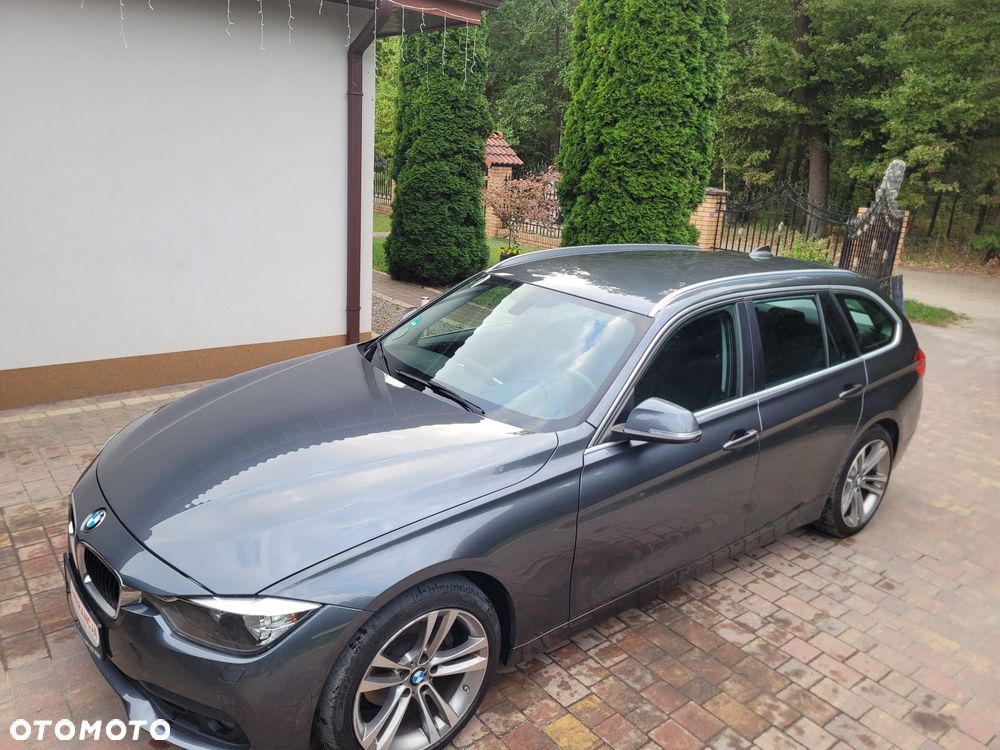 BMW Seria 3 320d Sport Line - 9