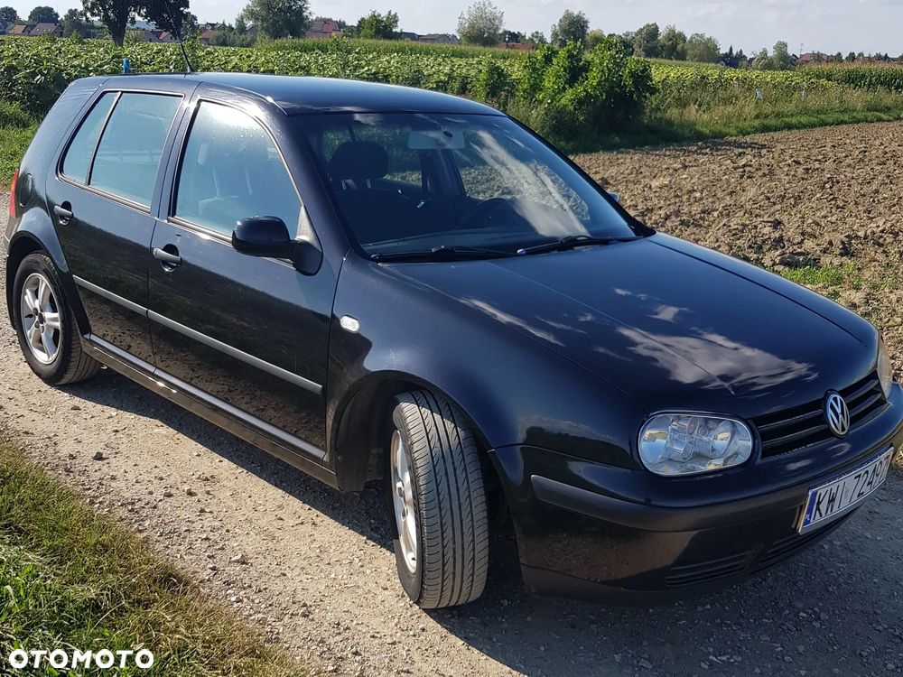 Volkswagen Golf 1.6 - 1
