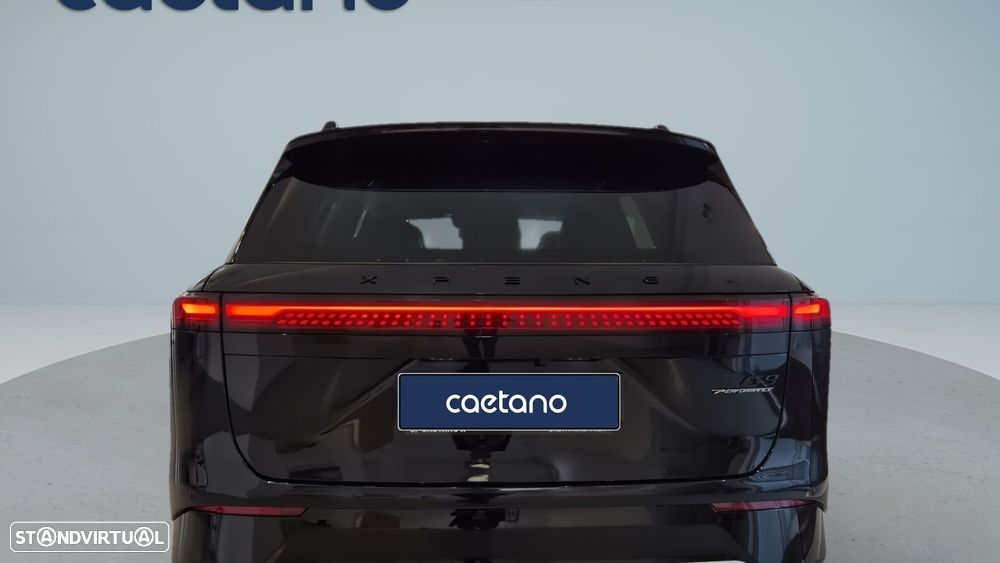 Xpeng G9 98 kWh AWD Performance - 7