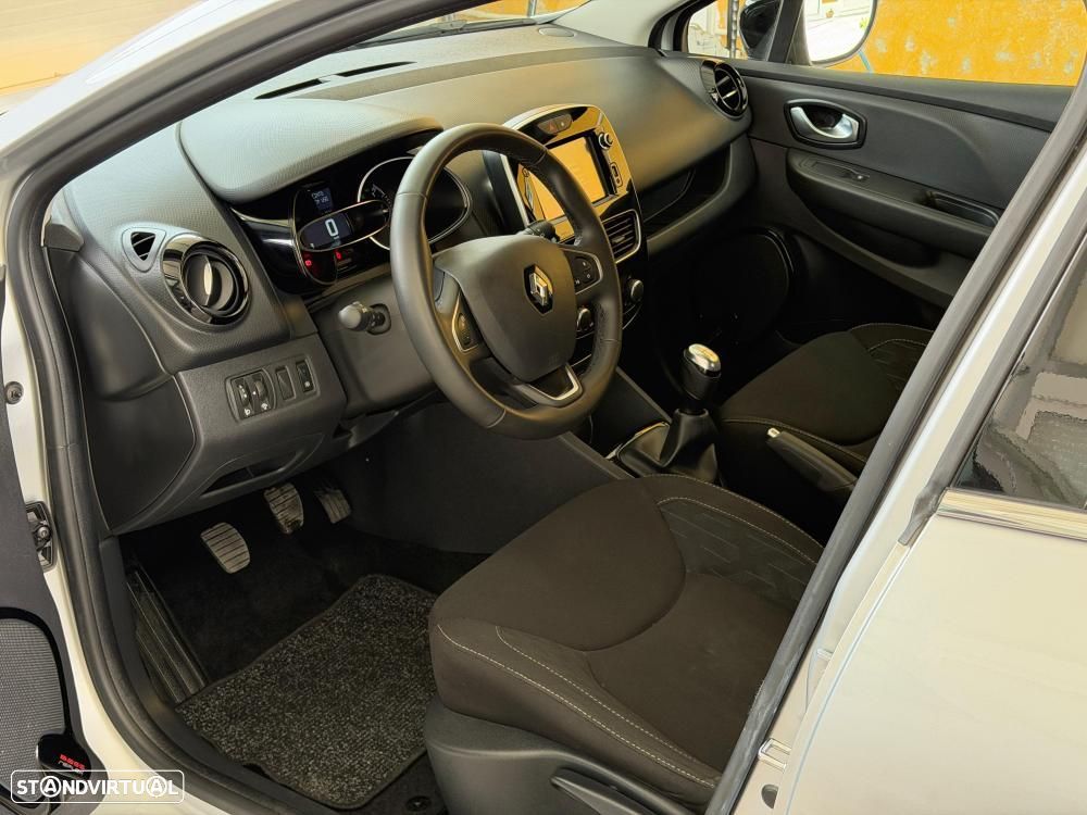 Renault Clio Sport Tourer 1.5 dCi Limited EDition - 11