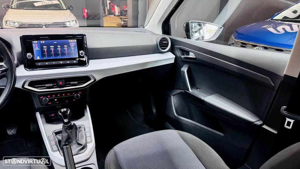 SEAT Arona 1.0 TSI Style - 32