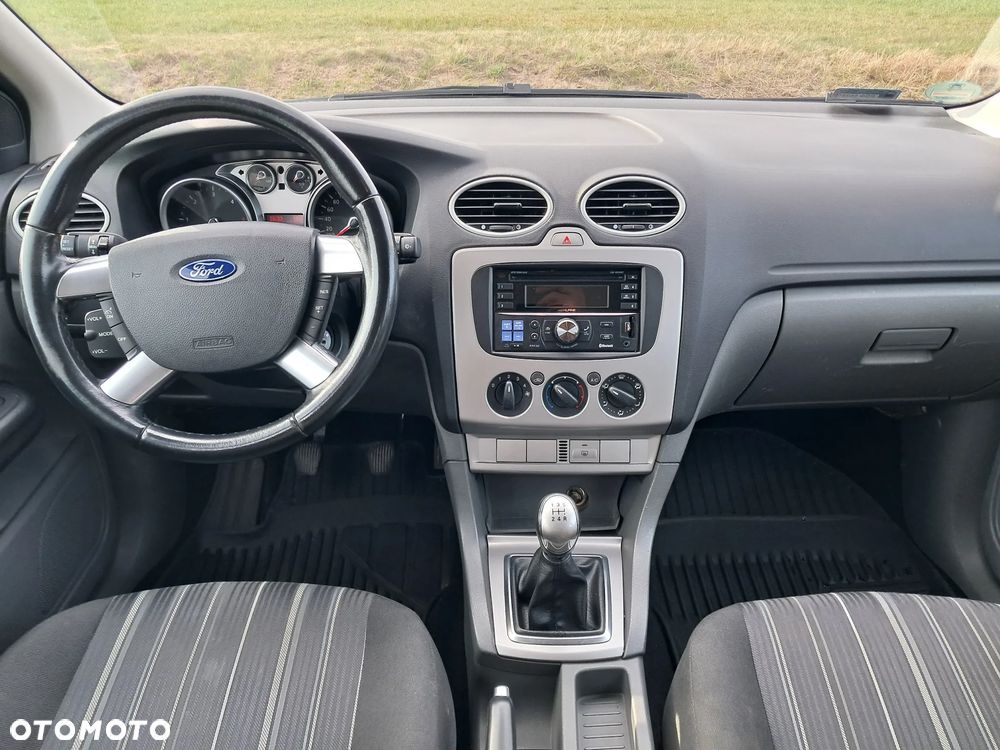 Ford Focus - 20