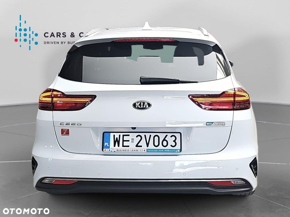 Kia Ceed 1.6 CRDi SCR L - 28