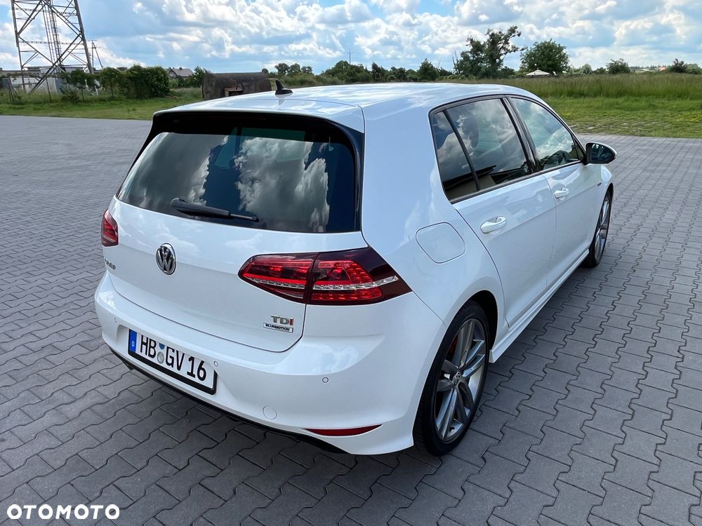 Volkswagen Golf 1.6 TDI BlueMotion Technology Lounge - 22