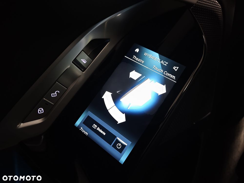 BMW Seria 7 - 28
