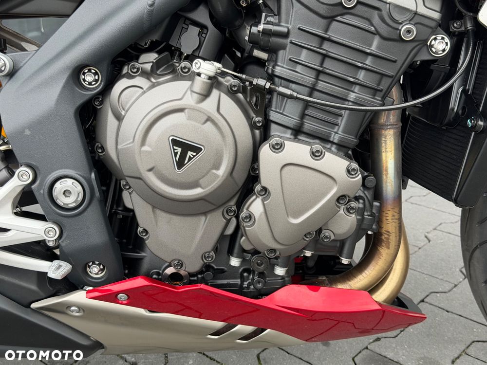 Triumph Speed Triple - 16