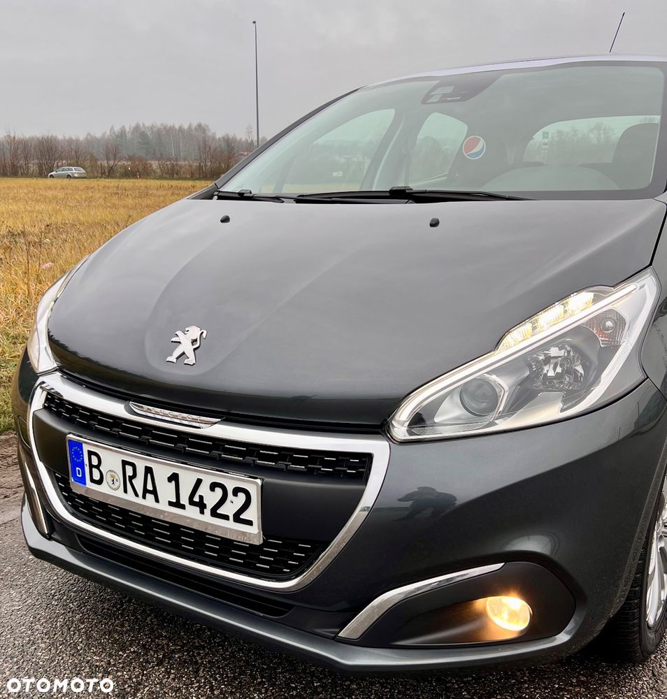 Peugeot 208 82 PureTech Style - 32