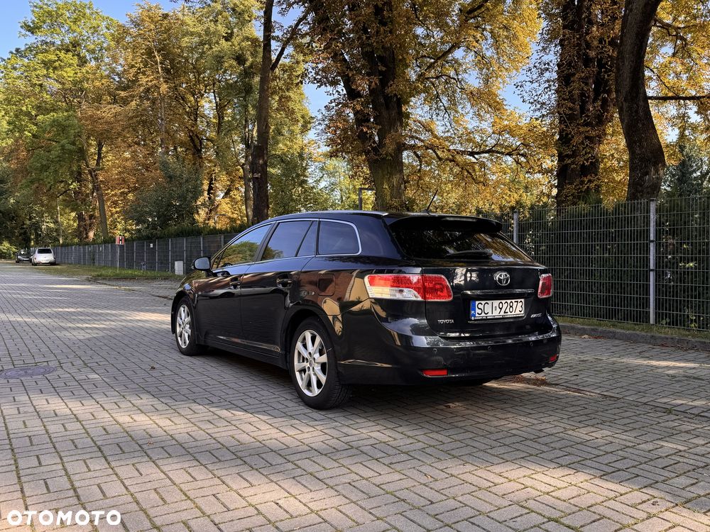 Toyota Avensis - 3