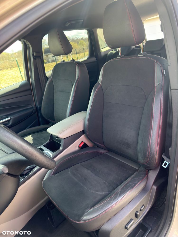 Ford Escape - 28
