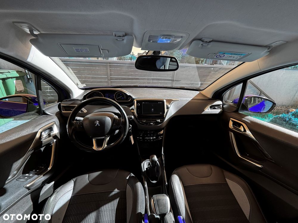 Peugeot 2008 PureTech 110 Stop&Start Allure - 17