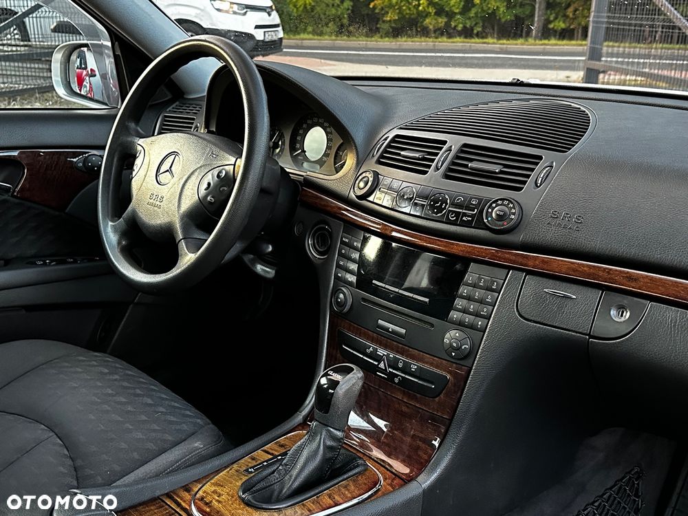 Mercedes-Benz Klasa E 220 CDI Automatik Classic - 11