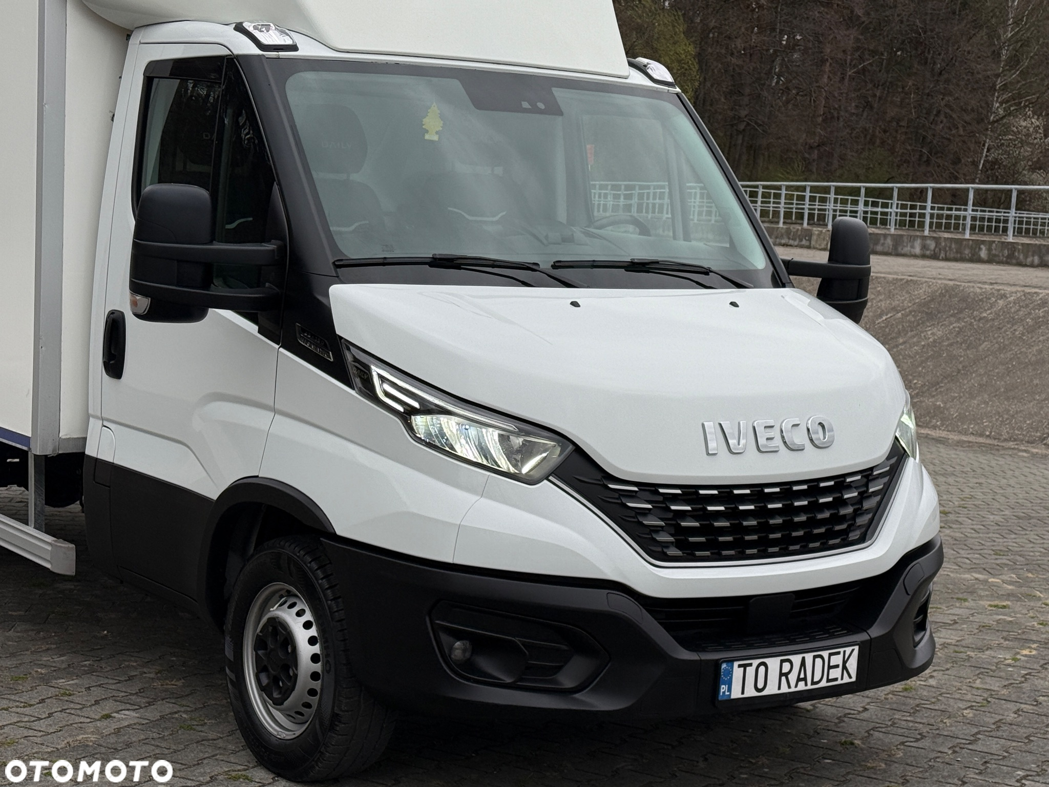 Iveco DAILY 35-160 160KM Hi Matic *Resor+Poduszka* Full LED Kontener * Izoterma +Winda 750KG SUPER STAN!!! - 11