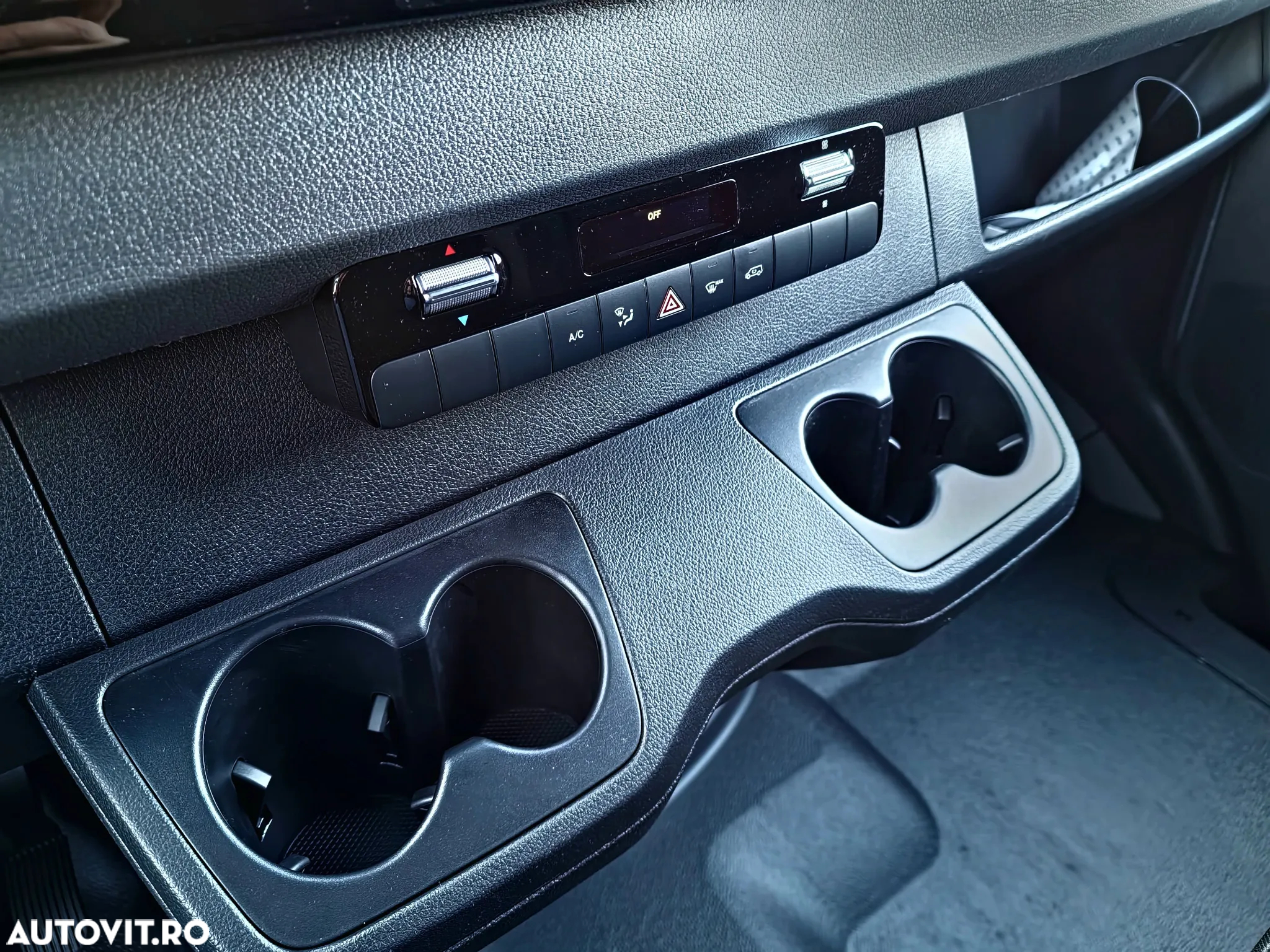 Mercedes-Benz SPRINTER - 14