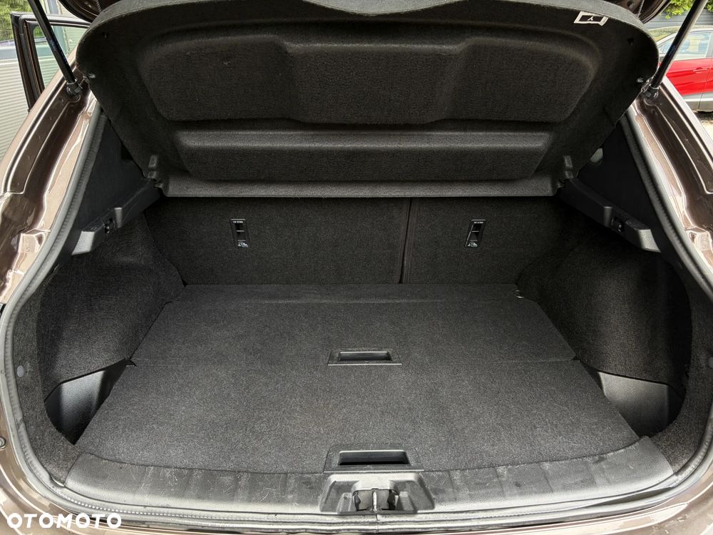 Nissan Qashqai 1.3 DIG-T N-Connecta - 35