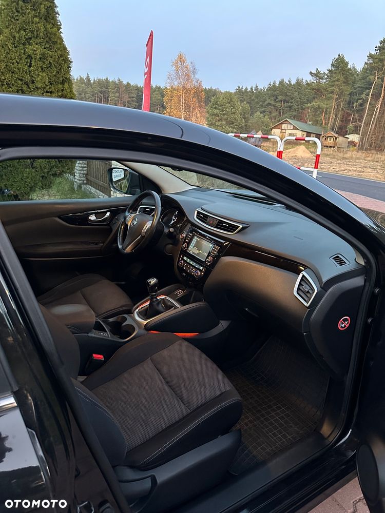 Nissan Qashqai 1.6 DCi 4x4 N-Connecta - 10