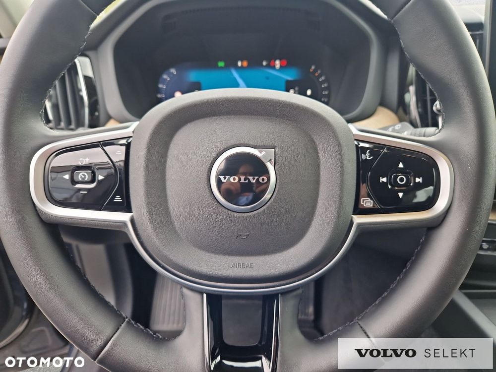 Volvo XC 60 - 24
