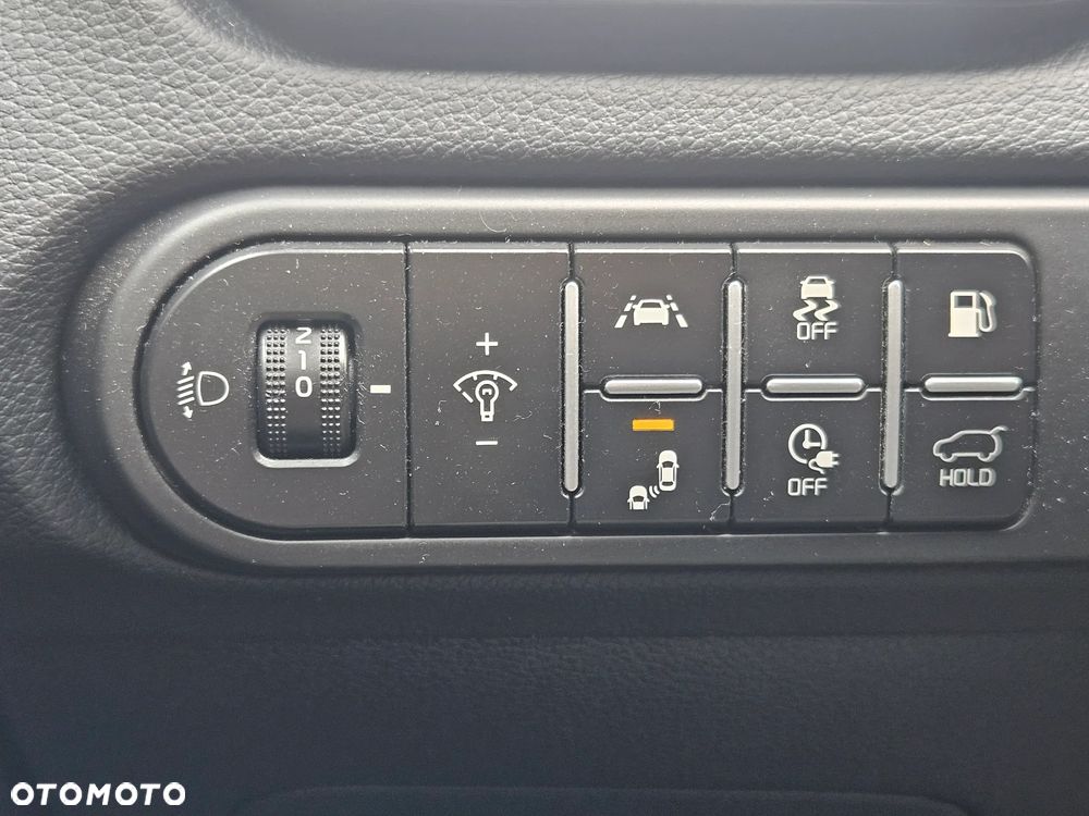 Kia Ceed 1.6 GDI DCT OPF Platinum - 30