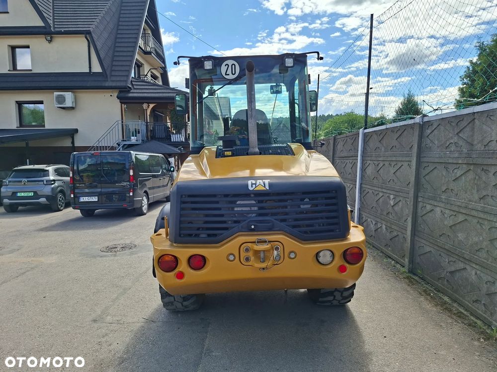 Caterpillar CAT 908 M - 5