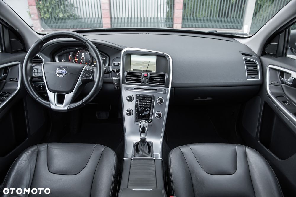 Volvo XC 60 B6 B AWD Geartronic Inscription - 27