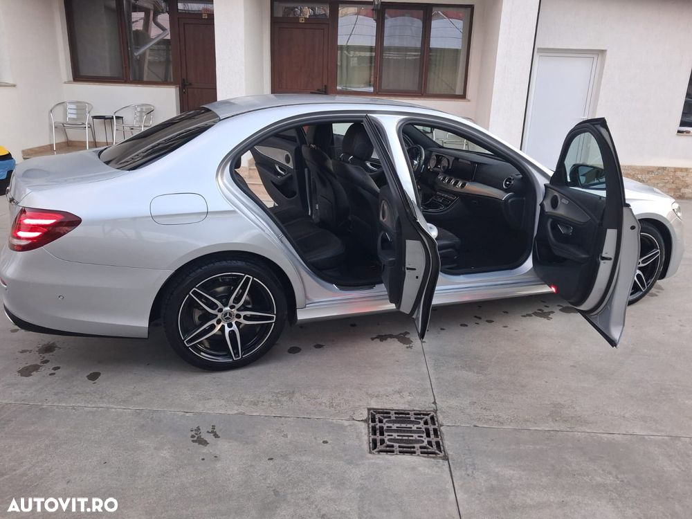 Mercedes-Benz E - 18