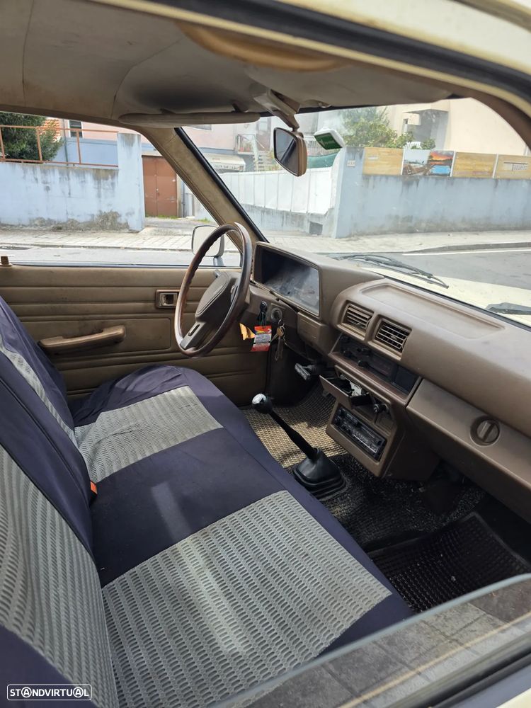 Toyota HILUX LN56L-MRW3 - 3
