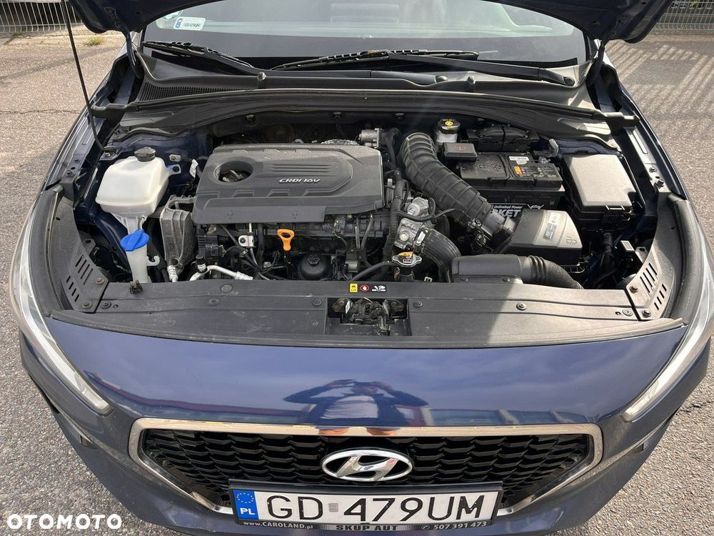 Hyundai i30 1.6 CRDi BlueDrive Go - 21