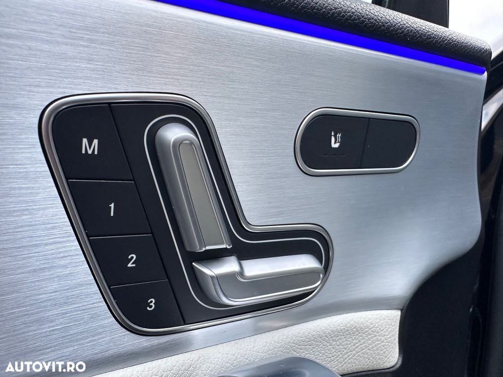 Mercedes-Benz A 200 7G-DCT AMG Line Advanced Plus - 19