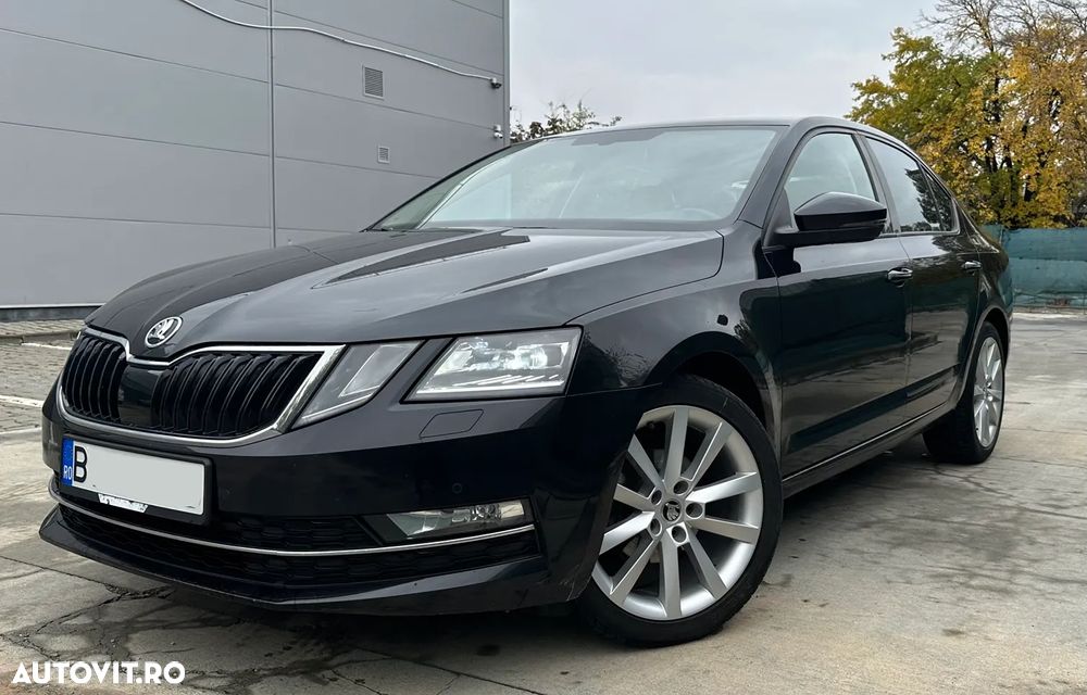 Skoda Octavia 1.6 TDI DSG Style - 2