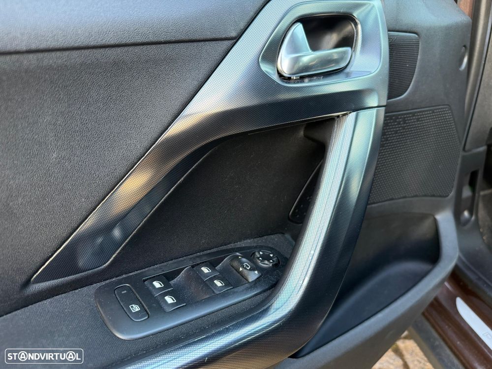 Peugeot 2008 1.4 HDi Allure - 8