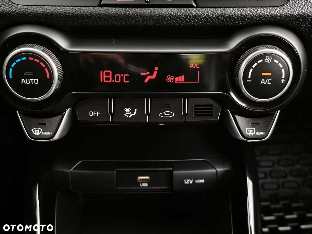 Kia Stonic 1.2 L - 26