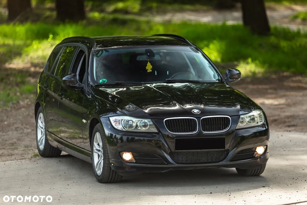 BMW Seria 3 318d DPF Edition Sport - 7