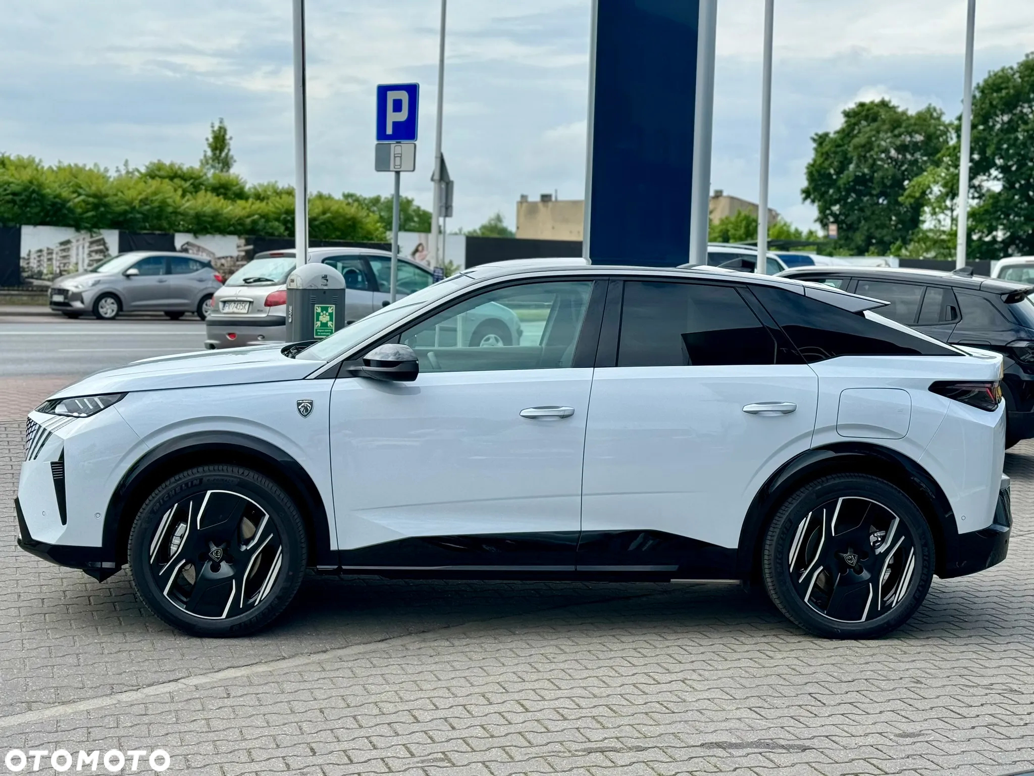 Peugeot 3008 e-3008 73kWh GT - 5
