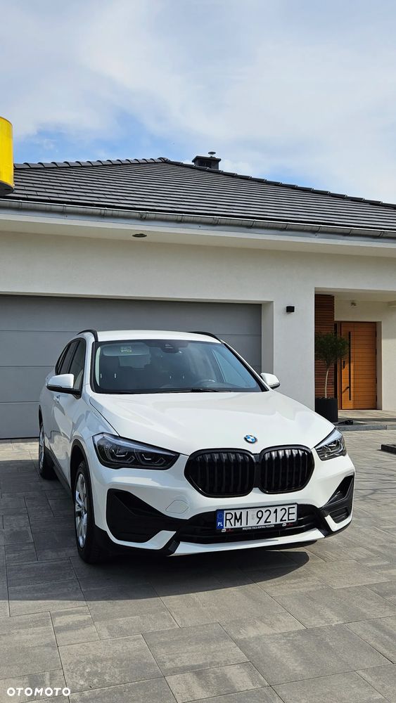 BMW X1 xDrive25e Sport Line - 7