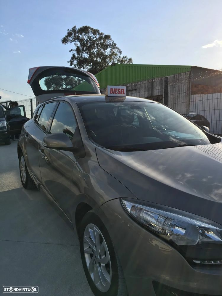 Renault Mégane - 5
